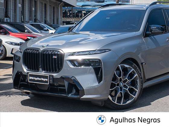 BMW X7 4.4 V8 GASOLINA M60i STEPTRONIC BMW X7 4.4 V8 GASOLINA M60i STEPTRONIC